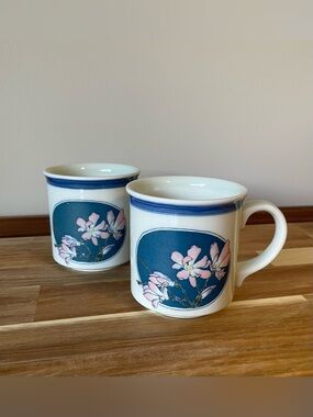 Vintage Otagiri Japan 3D Embossed Magnolia Mugs 2PC Set